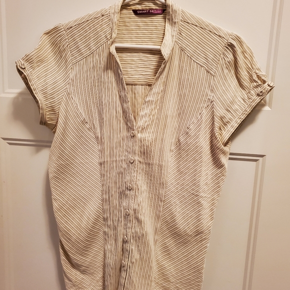 Small Smart Set Blouse - Picture 5 of 6